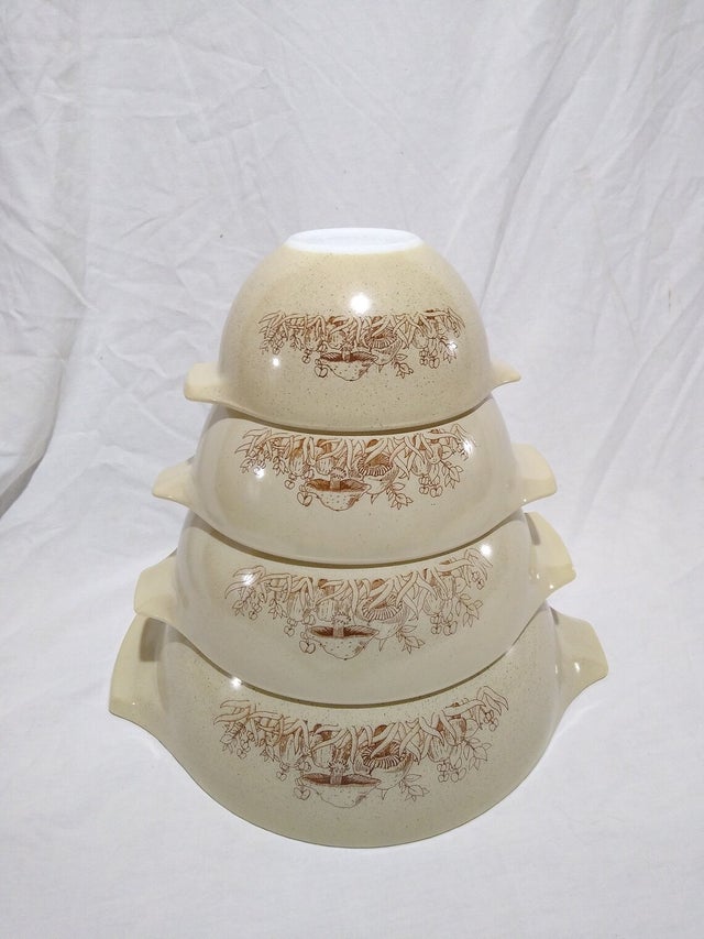 Vintage Pyrex Forest Fancies Cinderella Nesting Mixing Bowls deals Set 441, 442, 443.